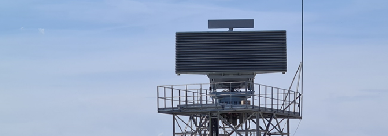 Radar Lanza naval