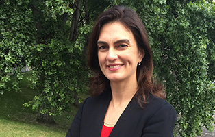 28/05/2018 Lucía Ardao, nuestra responsable de TI en Galicia, premiada por su trayectoria profesional por el Colexio de Enxeñaría en Informática de Galicia  (CPEIG)