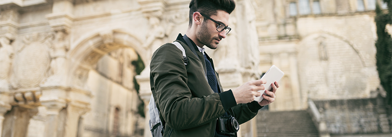 turista con tablet