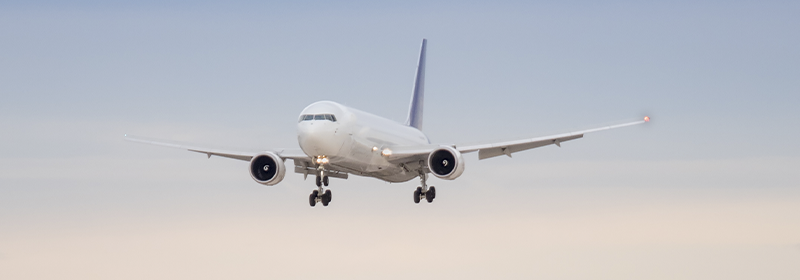 Avión aterrizando